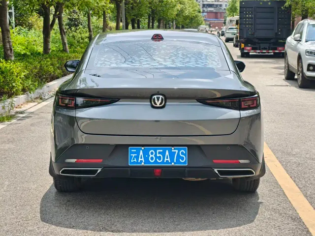 Changan Lamore — Фото автомобиля 8