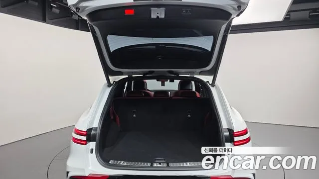 Genesis GV70 2.5T Бензин AWD — Фото автомобиля 20