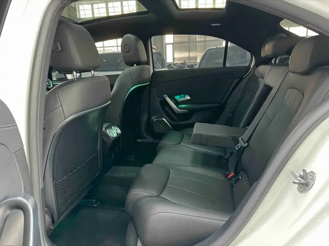 Mercedes-Benz A-Class — Фото автомобиля 14