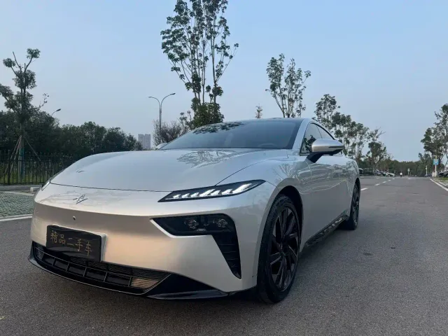 Фотография автомобиля — Dongfeng eπ 007