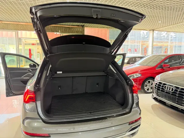 Audi Q3 — Фото автомобиля 16