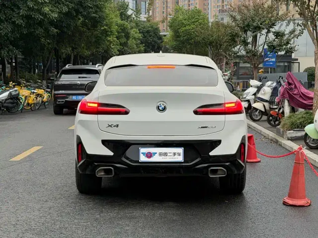 BMW X4 — Фото автомобиля 5