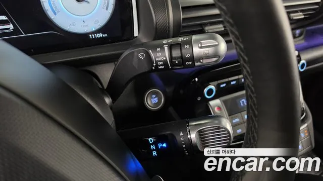 Hyundai Casper Casper Electric Inspiration — Фото автомобиля 3