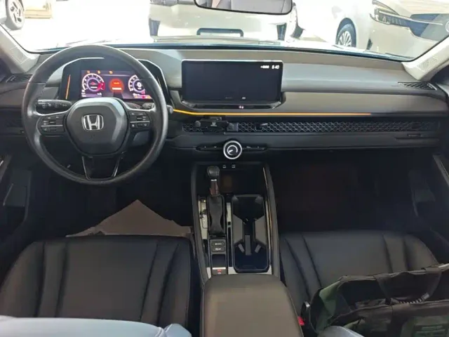 Honda Accord — Фото автомобиля 9