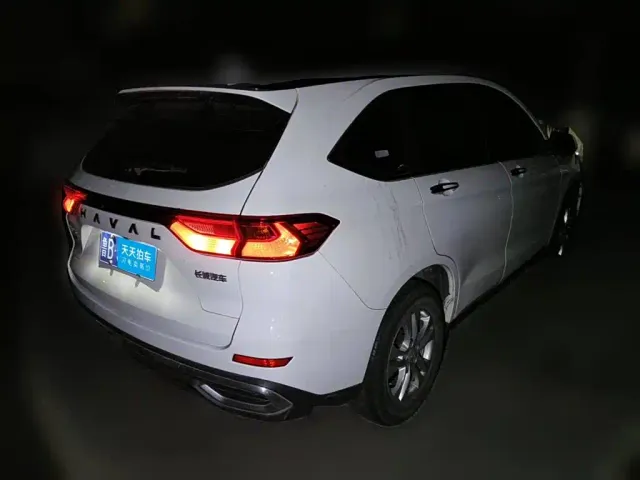 Haval M6 — Фото автомобиля 5