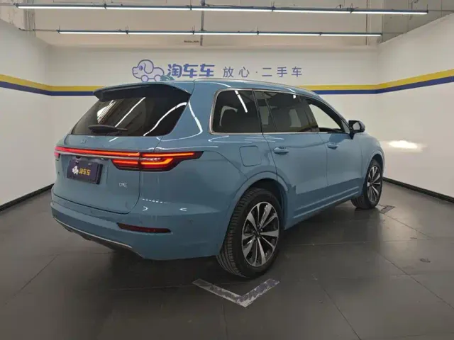 Li Auto ONE — Фото автомобиля 3