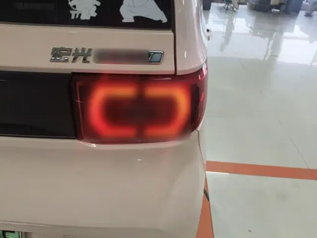 Wuling Hongguang Mini EV — Фото автомобиля 7