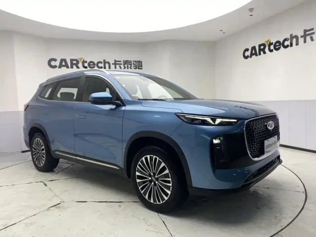 Chery Tiggo 8 PLUS C-DM — Фото автомобиля 2