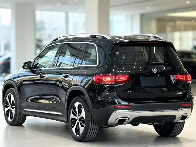 Mercedes-Benz GLB-Class — Фото автомобиля 4