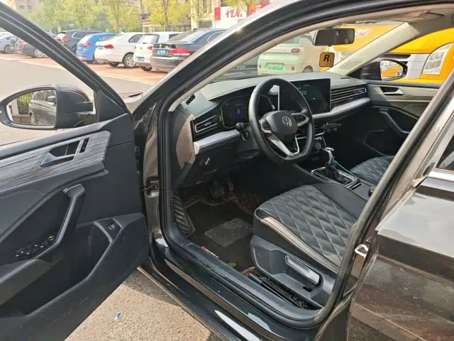 Volkswagen Sagitar — Фото автомобиля 12