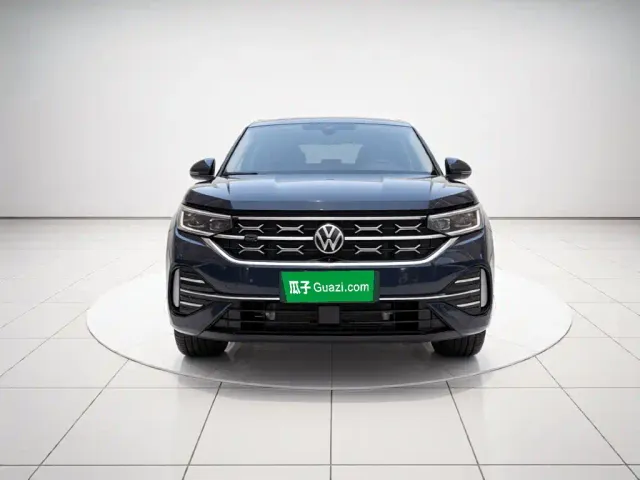 Volkswagen Tayron — Фото автомобиля 2