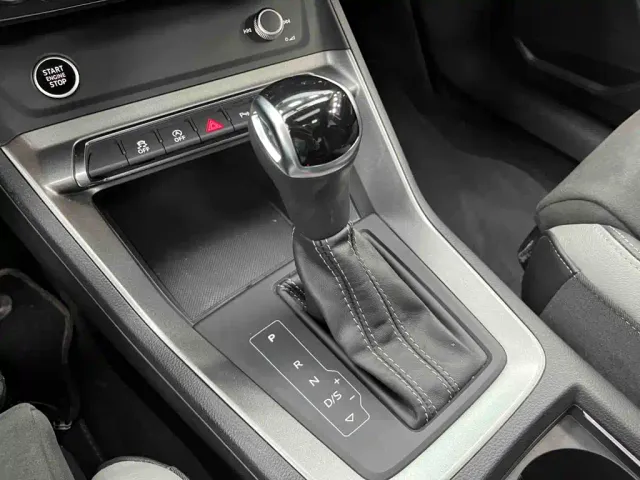 Audi Q3 — Фото автомобиля 10