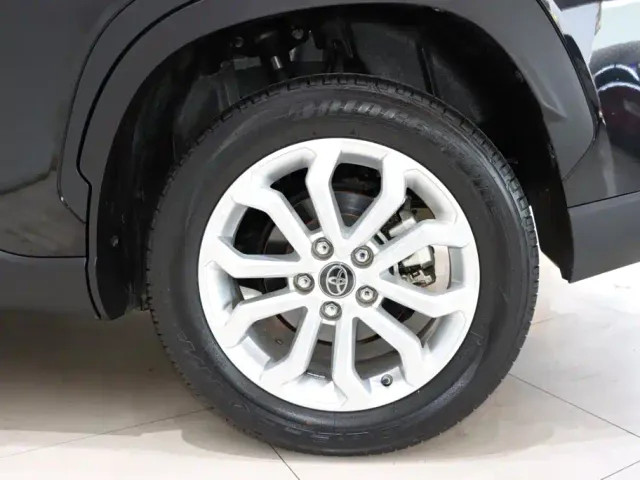 Toyota Frontlander — Фото автомобиля 16