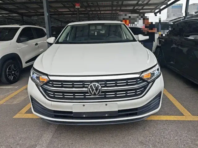 Volkswagen Sagitar 2024 200TSI DSG Flying Edition — Фото автомобиля 2