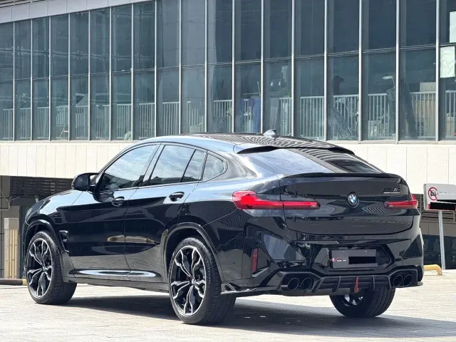 BMW X4 M — Фото автомобиля 9