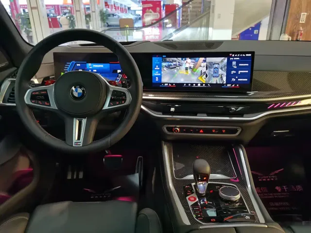 BMW X5 M — Фото автомобиля 11