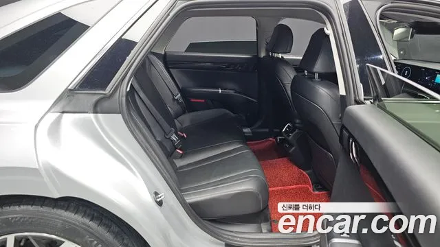 Hyundai Grandeur Grandeur (GN7) 3.5 LPG 2WD (Такси) — Фото автомобиля 11