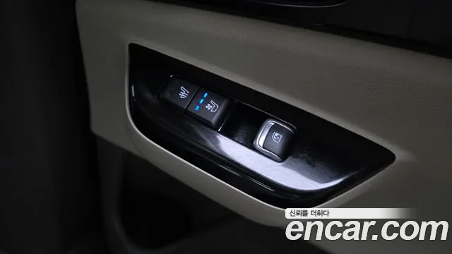 Kia Carnival 4th Gen — Фото автомобиля 26