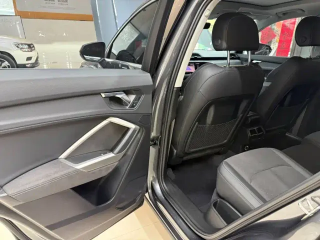 Audi Q3 — Фото автомобиля 17