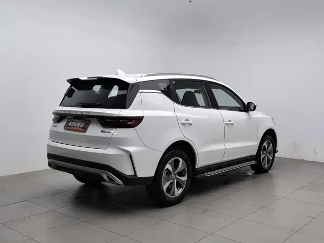 Geely Haoyue PRO — Фото автомобиля 2