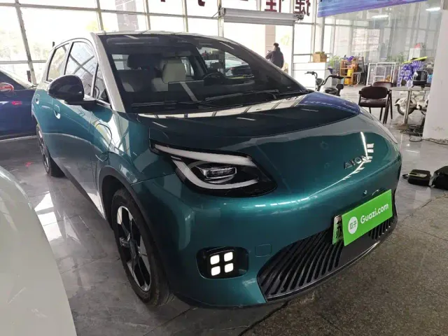 GAC Aion UT — Фото автомобиля 21
