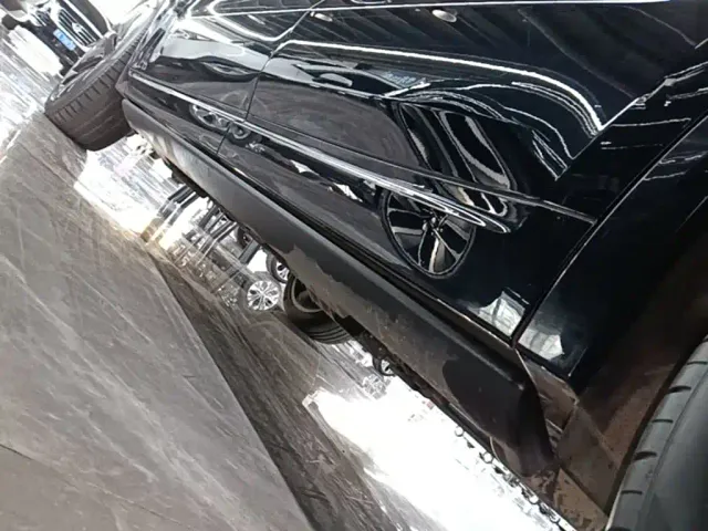 Li Auto L9 — Фото автомобиля 21