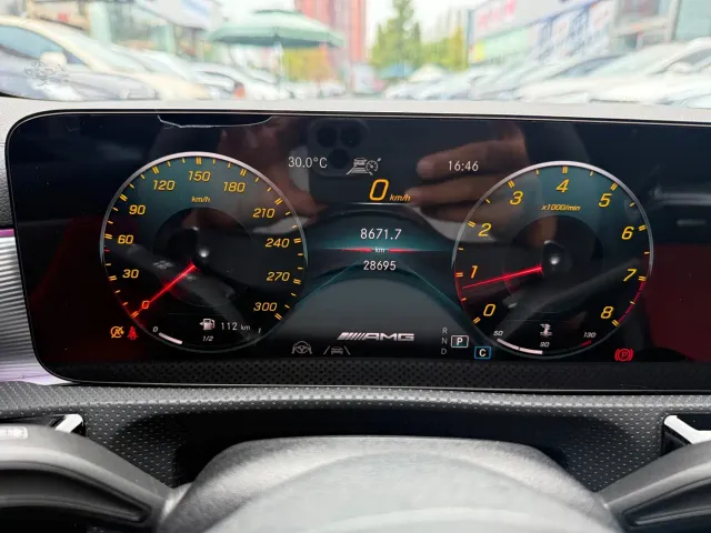 Mercedes-Benz Mercedes-Benz A-Class AMG (Import) 2022 AMG A 45 4MATIC+ — Фото автомобиля 19