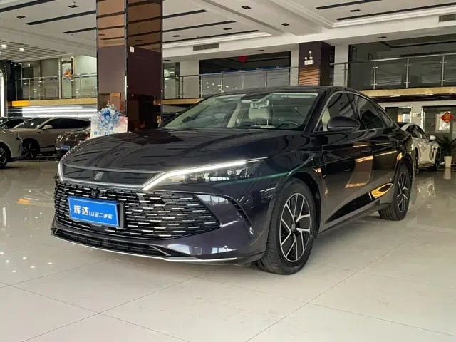 Фотография автомобиля — BYD Qin L