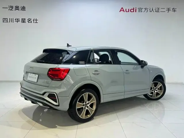 Audi Q2L — Фото автомобиля 4