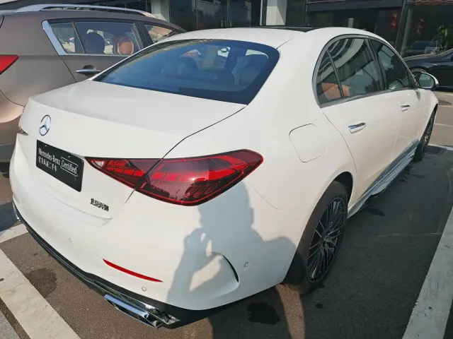 Mercedes-Benz C-Class — Фото автомобиля 8