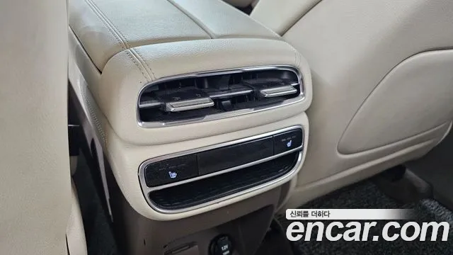 Genesis GV80 — Фото автомобиля 24