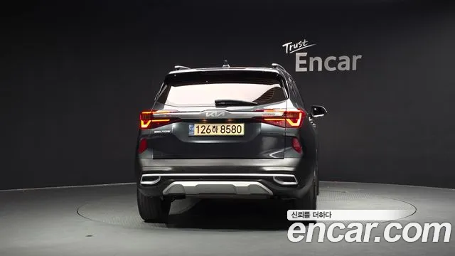 Kia Seltos — Фото автомобиля 4
