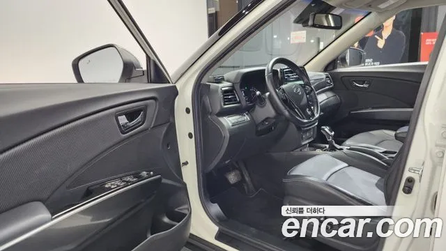 KG_Mobility_Ssangyong TIBOLI Very New Tivoli Бензин 1.5 2WD — Фото автомобиля 10