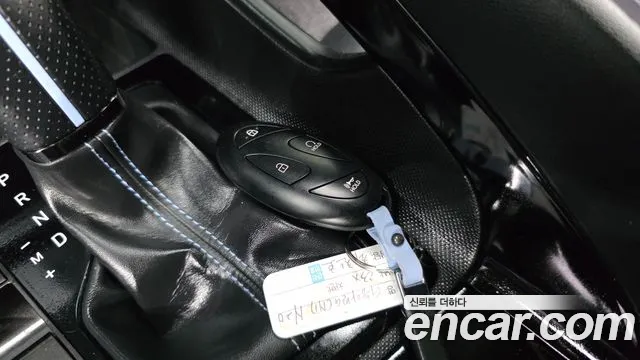 Hyundai Avante CN7 — Фото автомобиля 30