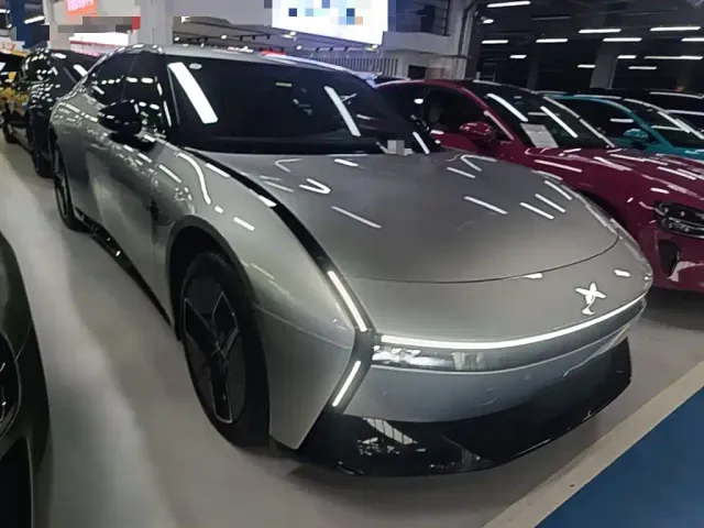 Xpeng P7 — Фото автомобиля 3