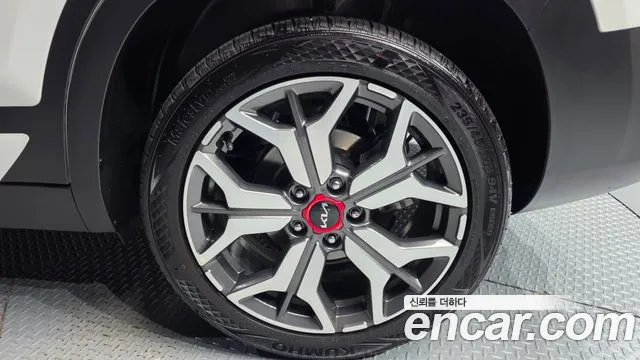 Kia Seltos — Фото автомобиля 21