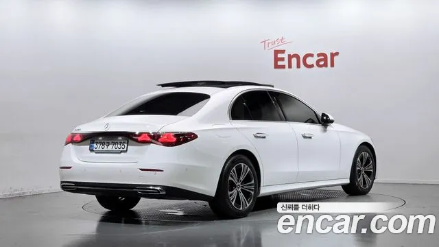 Mercedes-Benz E-Class W214 — Фото автомобиля 2