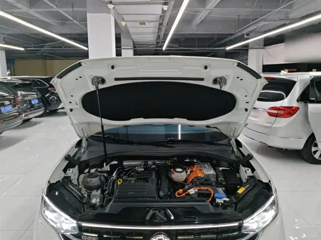 Volkswagen Tayron GTE Plug-in Hybrid — Фото автомобиля 19