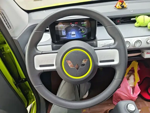 Wuling Hongguang Mini EV — Фото автомобиля 10
