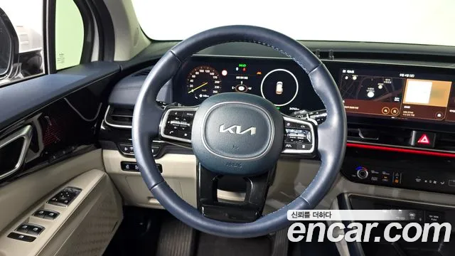 Kia Carnival Generation 4 — Фото автомобиля 19