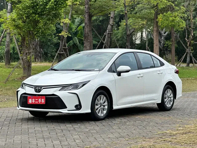 Фотография автомобиля — Toyota Corolla