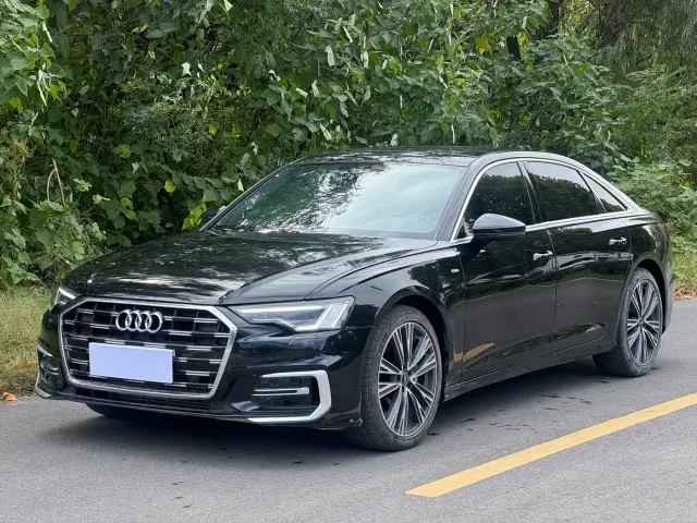 Фотография автомобиля — Audi A6L