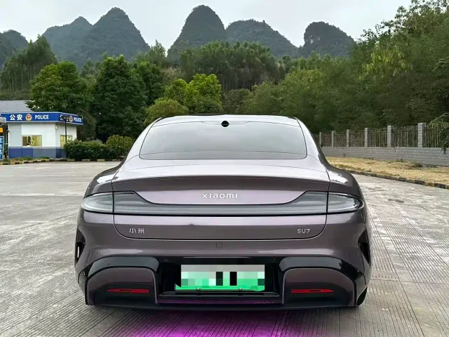 Xiaomi SU7 — Фото автомобиля 5