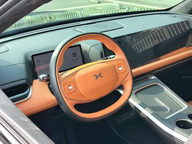 Xpeng G9 — Фото автомобиля 5