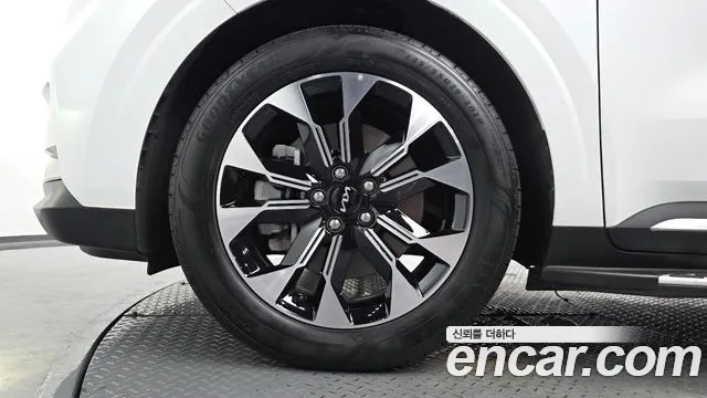 Kia Canival Carnival 4 поколение Бензин 9 мест Noblesse — Фото автомобиля 3