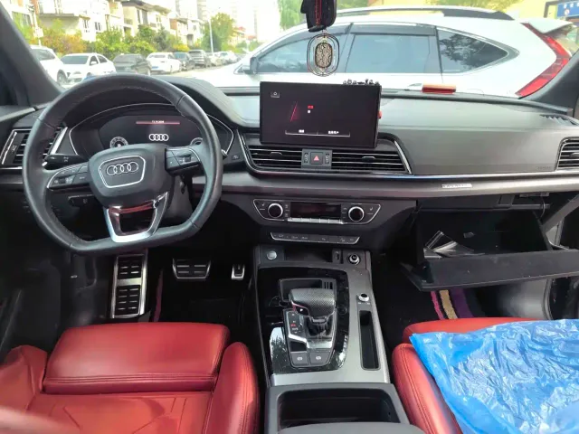 Audi Q5L — Фото автомобиля 4