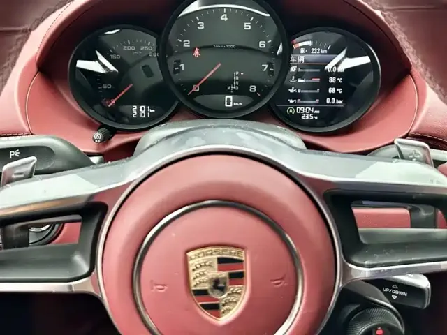 Porsche 718 — Фото автомобиля 14