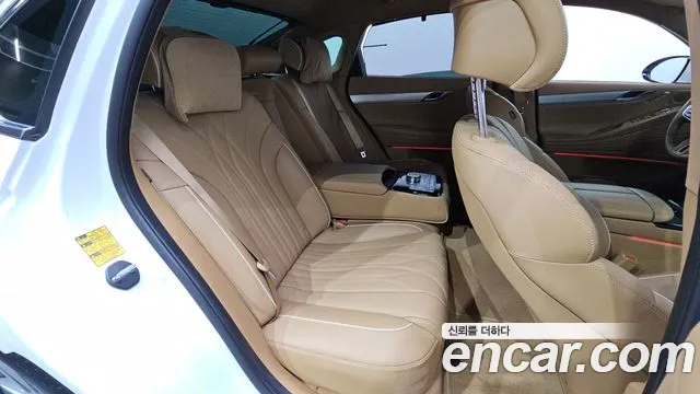 Genesis G80 RG3 — Фото автомобиля 10
