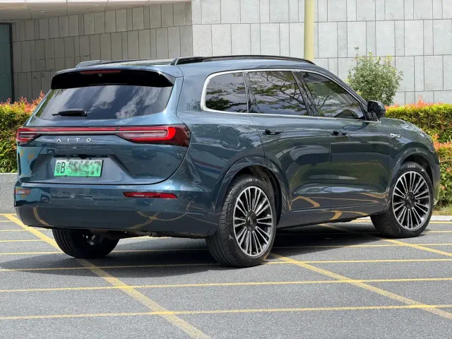 Aito M7 — Фото автомобиля 15