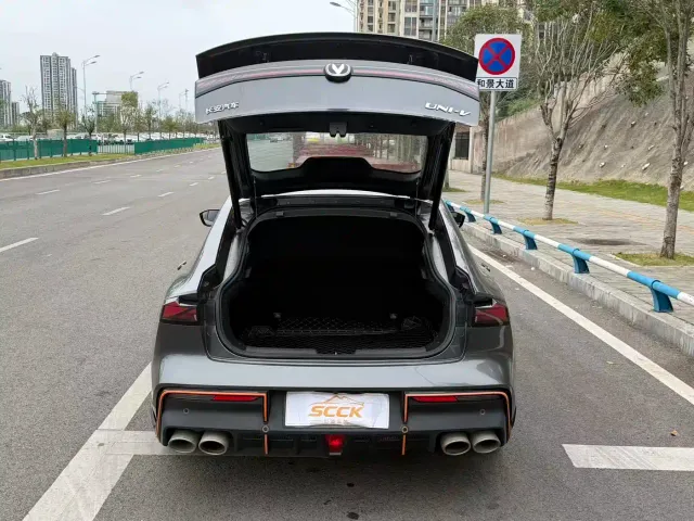 Changan UNI-V — Фото автомобиля 15